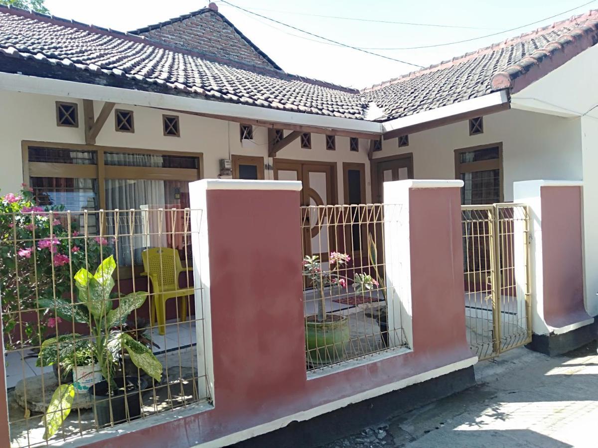 Banyuwangi Baru Homestay Exterior foto